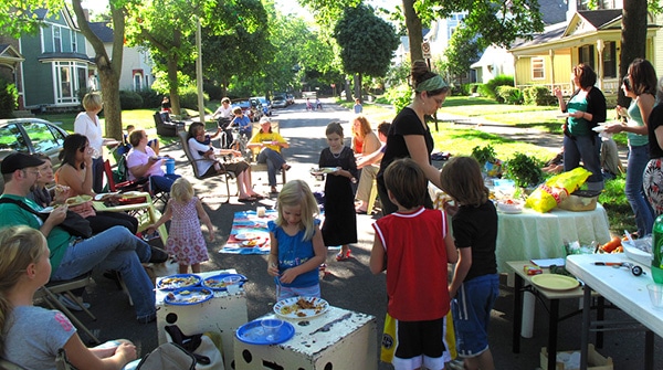 Block Party. Photo: Denise Cheng, Flickr [CC by 2.0]. Moving to Tennessee. Reliant Realty.