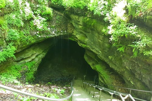 Mammoth Cave Kentucky Entrance