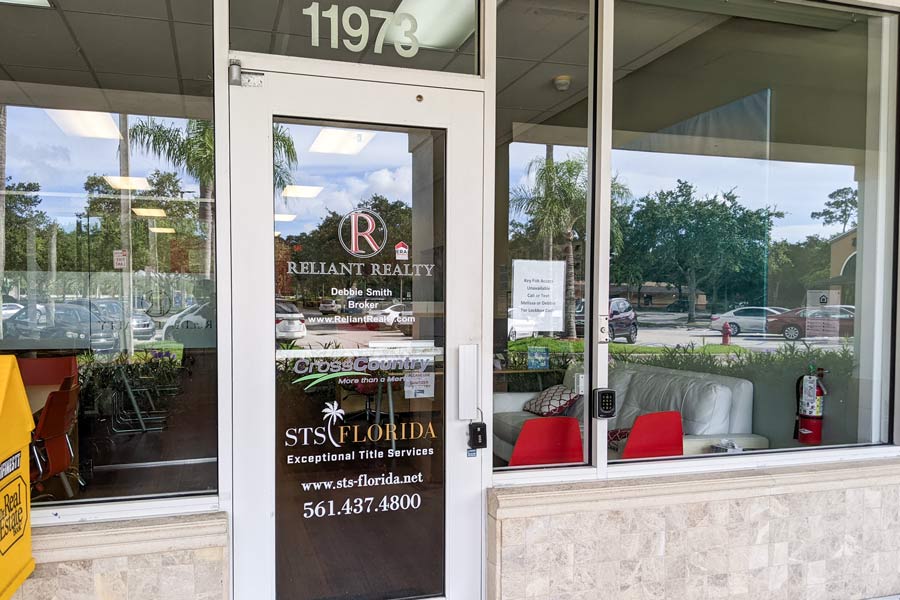 Photo of Reliant Realty Royal Palm Beach office